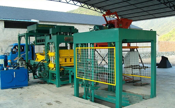 新型免燒磚機(jī)助力處理固體廢棄物，增加固廢回收率