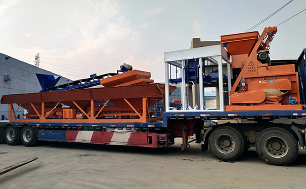 水泥制磚機(jī)