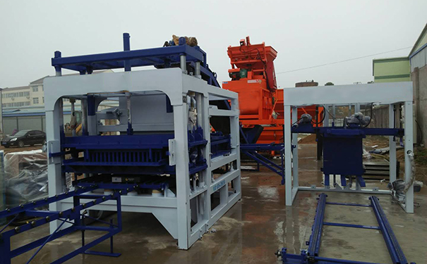 水泥制磚機(jī)